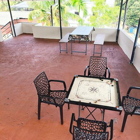 Hostel Stayzo Kochi ภายนอก รูปภาพ