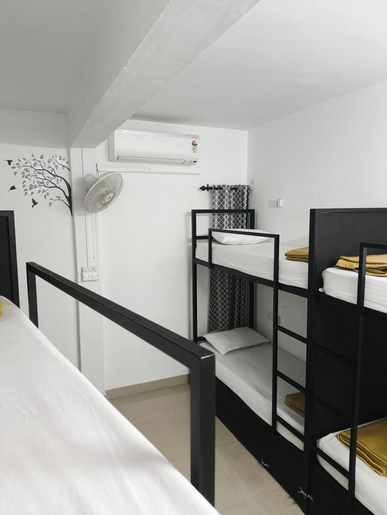 Hostel Stayzo Kochi ภายนอก รูปภาพ