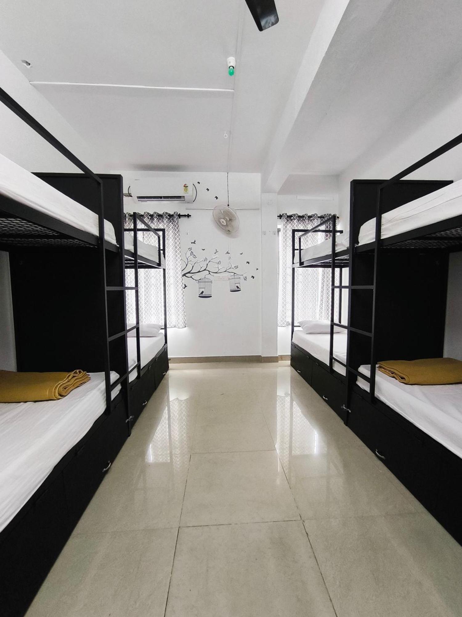 Hostel Stayzo Kochi ภายนอก รูปภาพ